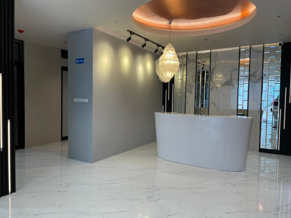 The Neuf@Ratchada Hotel Bangkok Exterior photo