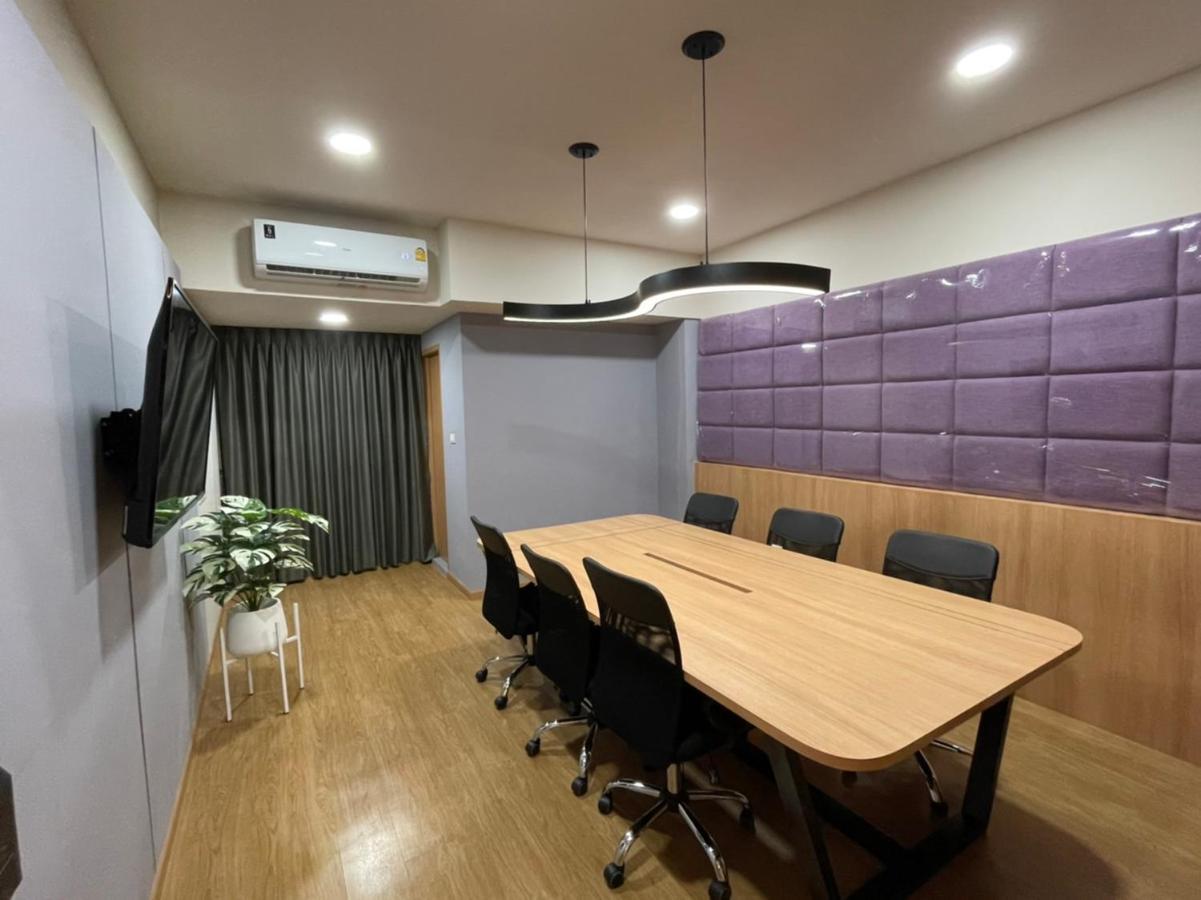 The Neuf@Ratchada Hotel Bangkok Exterior photo